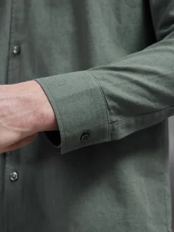 Linen Long Sleeve Cutaway Collar Shirt - Sage